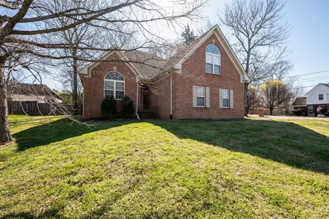 200 Parrish Pl, Mount Juliet, TN 37122