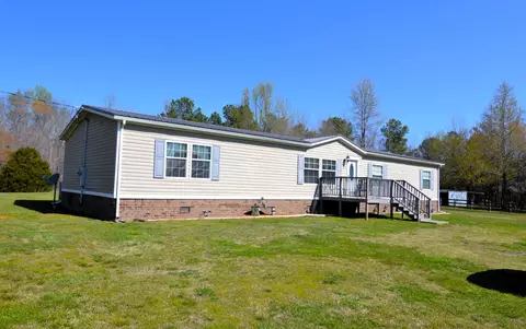1432 Fall River Rd, Goodspring, TN 38460
