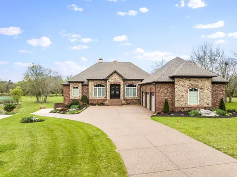 706 Autumn Ridge Ct, Lebanon, TN 37087