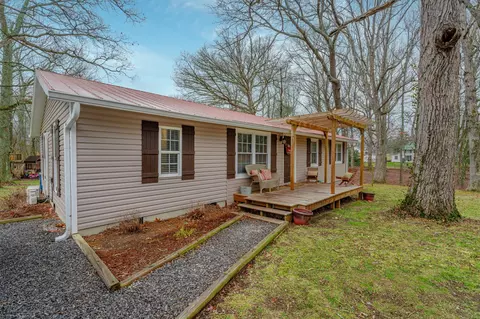 1037 Lyness Ave, Signal Mountain, TN 37377