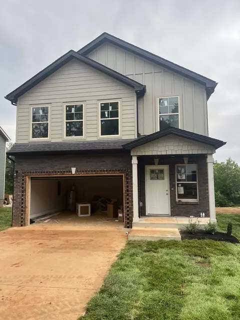 83 Gratton Ests, Clarksville, TN 37043