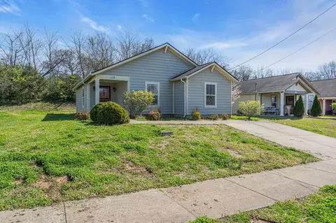 3328 Hawkwood Ln, Nashville, TN 37207