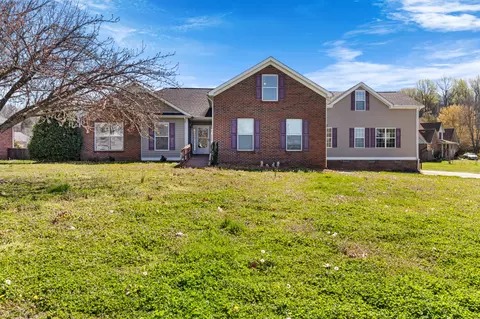 232 Cody Ct, Clarksville, TN 37043
