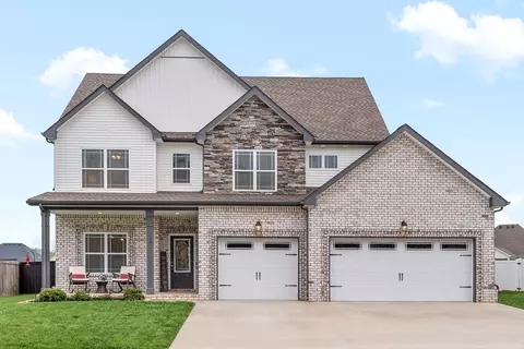557 Tacoma Dr, Clarksville, TN 37043