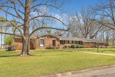 108 Hampshire Rd, Shelbyville, TN 37160