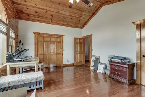 Living - 6743 Bethlehem Rd, Springfield, TN 37172 photo 4 of 6