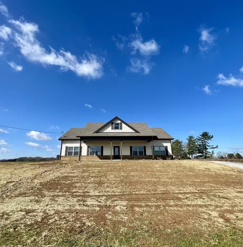 652 Rowe Gap Rd, Winchester, TN 37398