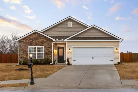 36 B And B Ct, Rossville, GA 30741