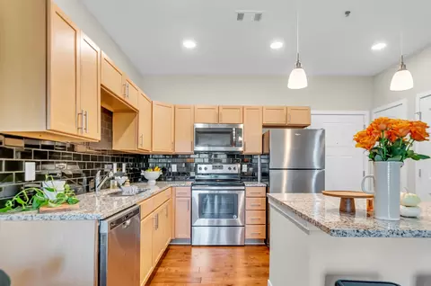 1122 Litton Ave #208, Nashville, TN 37216