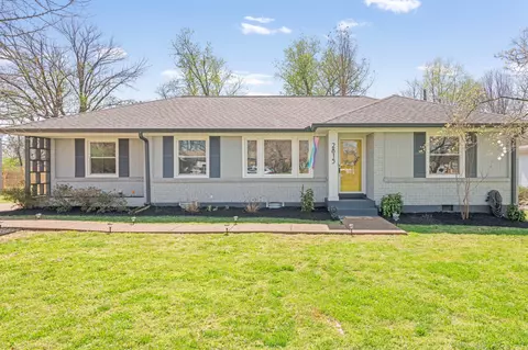2815 Dunmore Dr, Nashville, TN 37214