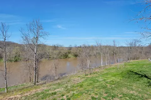 4017 Maxwell Dr, Centerville, TN 37033 photo 9