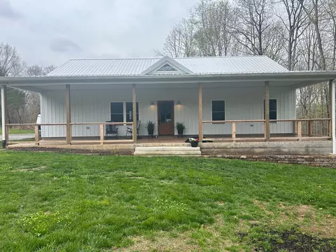 850 Southside Rd, Cunningham, TN 37052