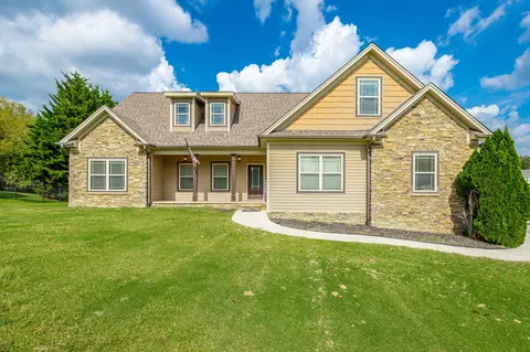 9 Cork Oak Cir, Ringgold, GA 30736