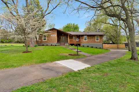 167 Berrywood Dr, Hendersonville, TN 37075