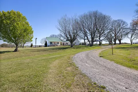 144 Marcella Falls Rd, Ethridge, TN 38456