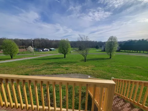 3683 Armstrong Rd, Springfield, TN 37172 photo 2