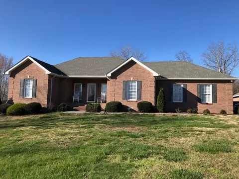 Exterior - 2073 Dade Cir, Dickson, TN 37055 photo 6 of 6