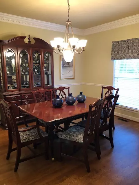 Dining - 2073 Dade Cir, Dickson, TN 37055 photo 2 of 2