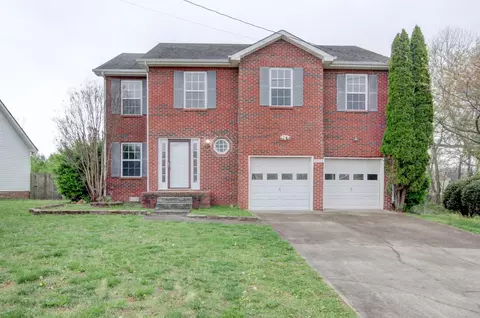 1304 Sunfield Dr, Clarksville, TN 37042