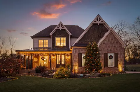 7303 Splendid View Dr, Ooltewah, TN 37363