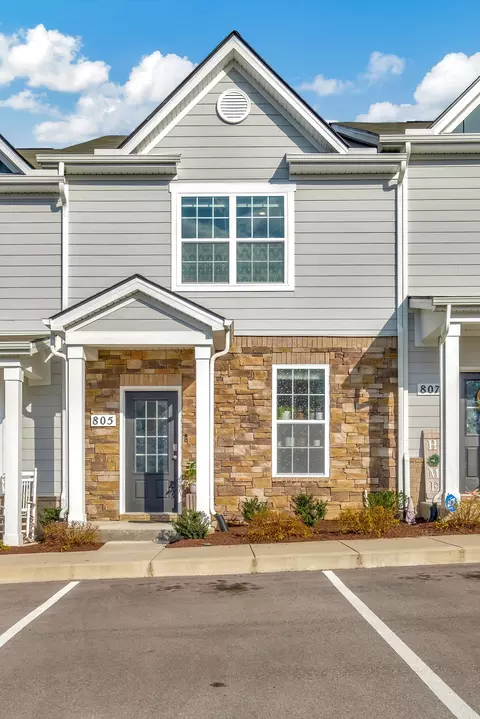 805 Dallas Dr, Columbia, TN 38401