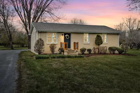 122 Barton Brook Ln, Lebanon, TN 37087