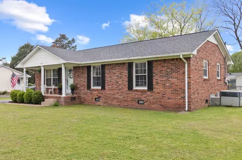 621 Dogwood St, Pulaski, TN 38478