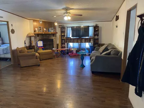 927 Pack Rd, White Bluff, TN 37187 photo 4