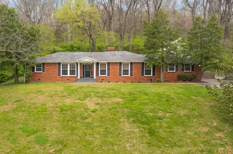 2136 Timberwood Dr, Nashville, TN 37215