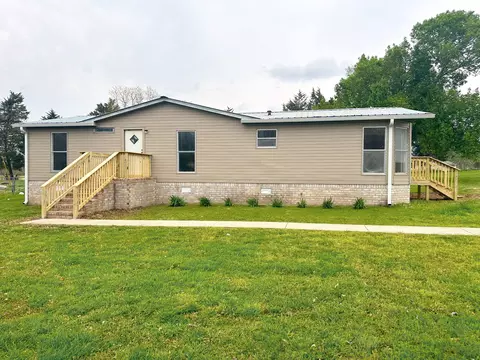 128 Edgefield Dr, Mcminnville, TN 37110