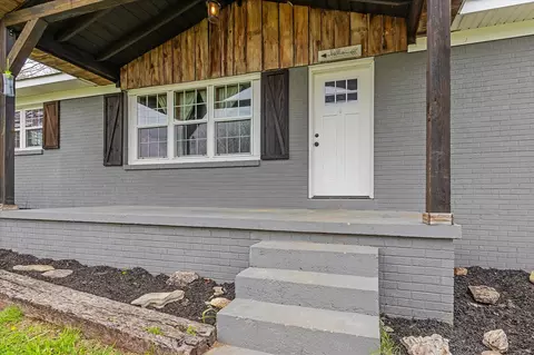 1241 Oak Grove Rd, Goodspring, TN 38460