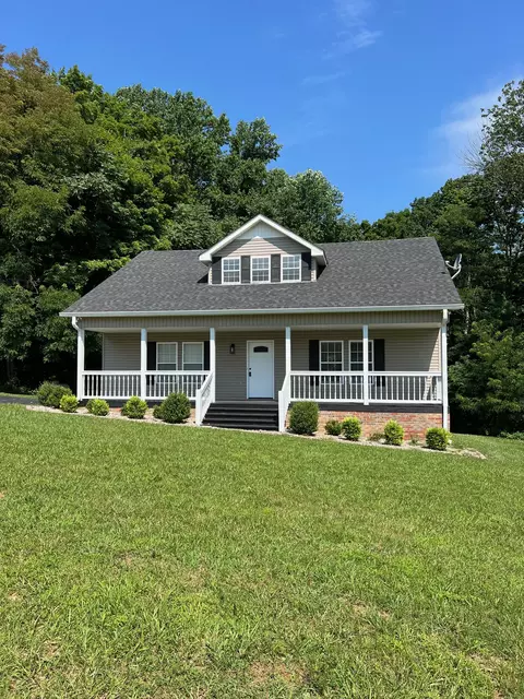 391 Deer Park Ln, Lafayette, TN 37083