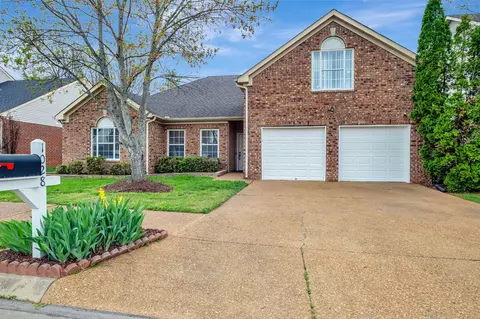 1028 Glastonbury Dr, Franklin, TN 37069