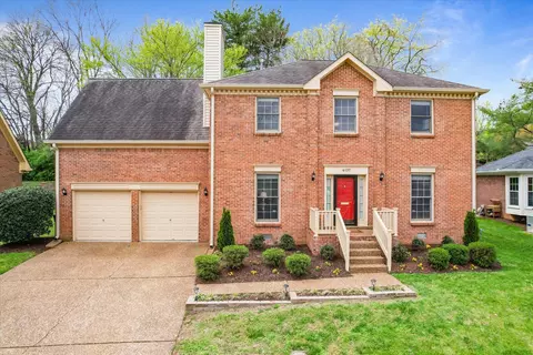 6137 S Riverbend Dr, Nashville, TN 37221