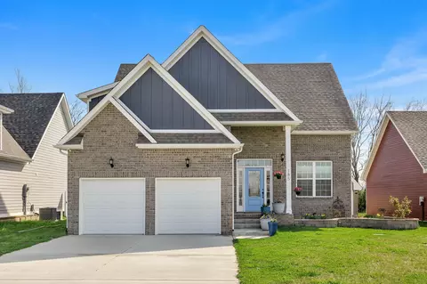 185 Jesse Dr, Pleasant View, TN 37146