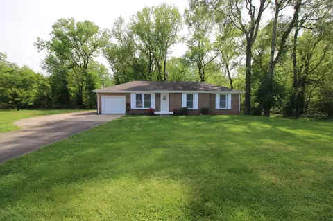 110 Dave Dr, Clarksville, TN 37042