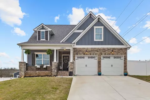 8015 Birch Dr, Chattanooga, TN 37421