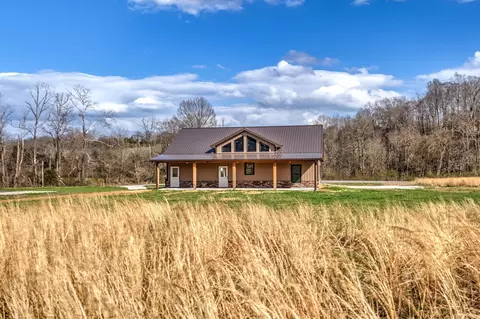 Exterior - 656 E Piney Rd, Dickson, TN 37055 photo 12 of 15