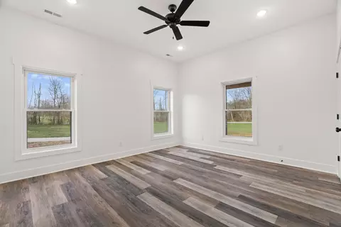 Other - 656 E Piney Rd, Dickson, TN 37055 photo 5 of 13