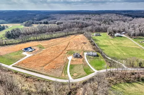 View/Area - 656 E Piney Rd, Dickson, TN 37055 photo 1 of 5