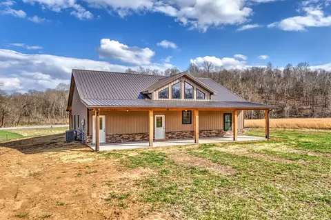 Exterior - 656 E Piney Rd, Dickson, TN 37055 photo 9 of 15