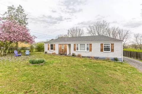 101 Draper Ave, Greenbrier, TN 37073