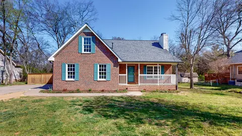 112 Saint Michaels Ln, Smyrna, TN 37167