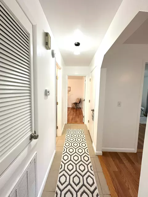 Entry Way - 809 Forrest Rd, Pulaski, TN 38478 photo 1 of 2