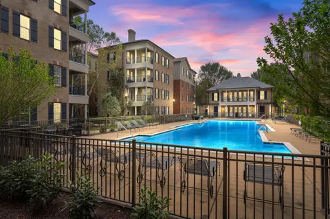 307 Seven Springs Way #401, Brentwood, TN 37027