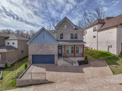 8032 Still Spring Ridge Dr, Nashville, TN 37221