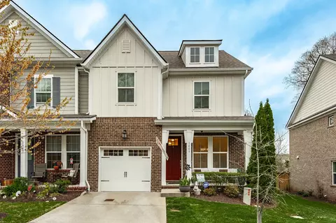1009 Livingstone Ln, Mount Juliet, TN 37122