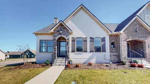 800 Griff Ln, Lebanon, TN 37087