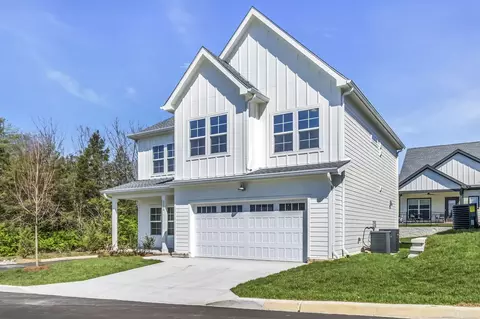 2216 Chadwell Station Ln, Madison, TN 37115