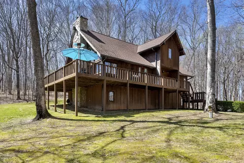 1020 Leatherwood Rd, White Bluff, TN 37187